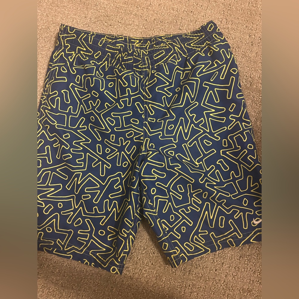Boys Nike Print Swim Trunks Shorts Size M